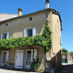  Hébergement de vacances Saint Prix